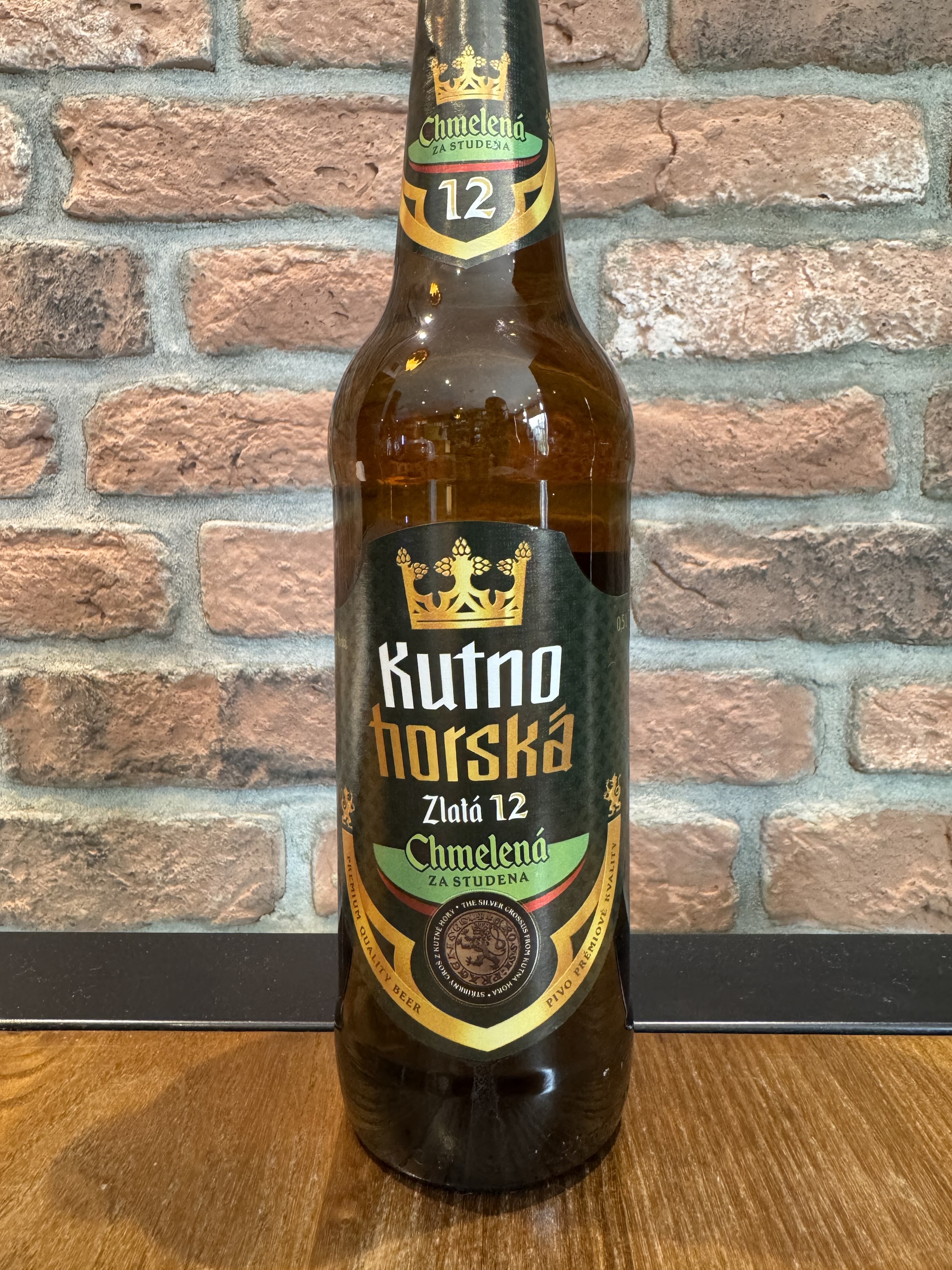 Kutnohorská Zlatá 12 Chmelená za studena - Měšťanský pivovar Kutná Hora