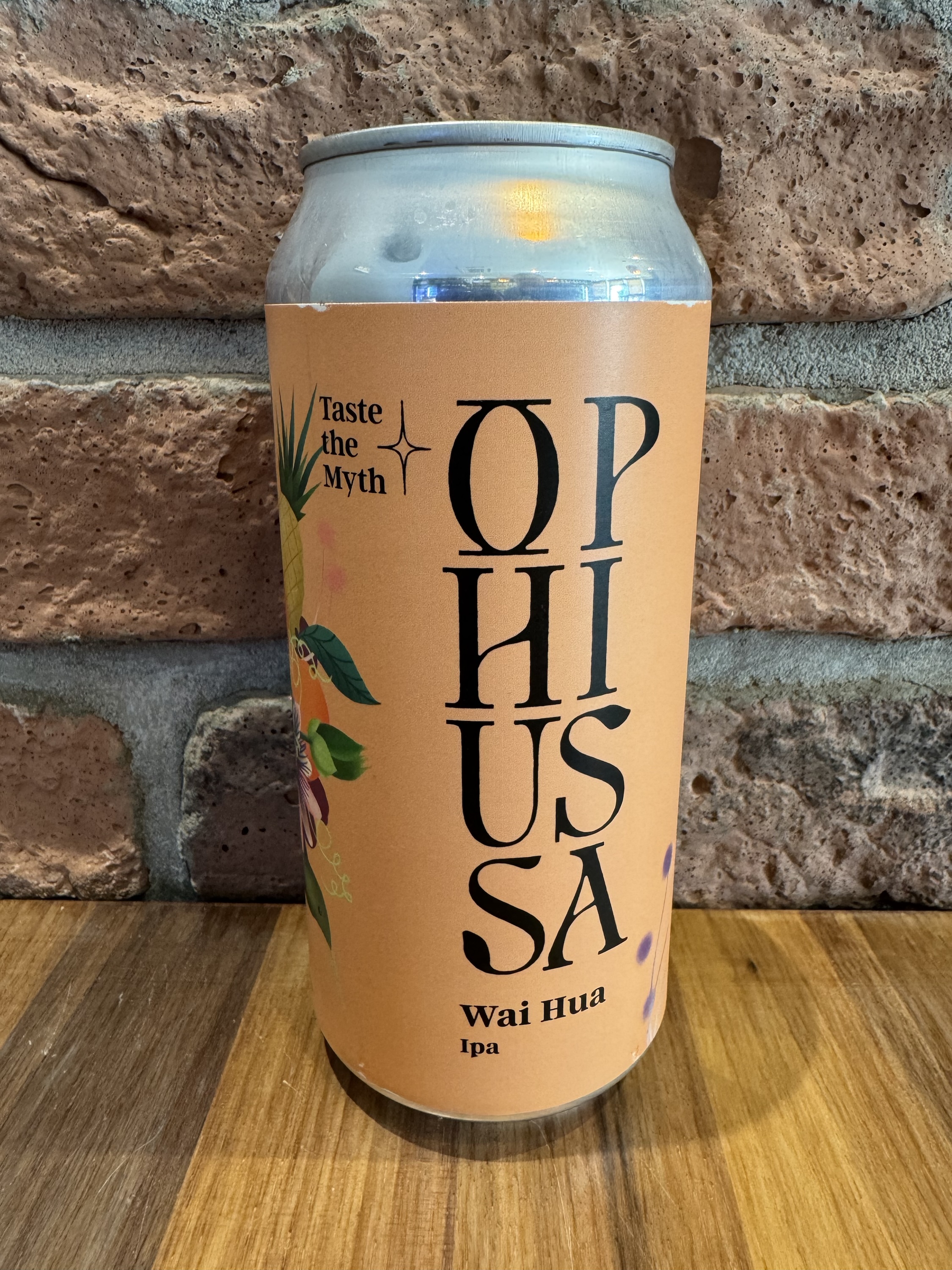 Wai Hua - Ophiussa